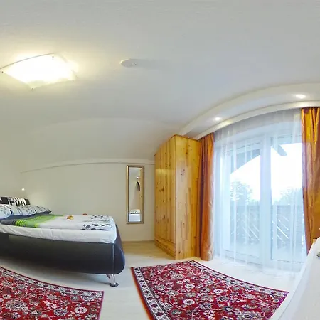 Guest house Haus Charlie 3*