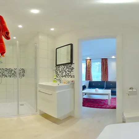 بيت ضيافة Haus Charlie 3*