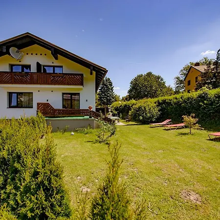 Haus Charlie فيلدين ام ورثرسي