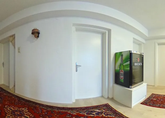 בית הארחה Haus Charlie וולדן אם וורתרסי