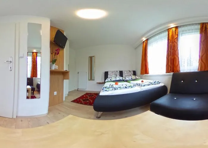 Pensjonat Haus Charlie 3*